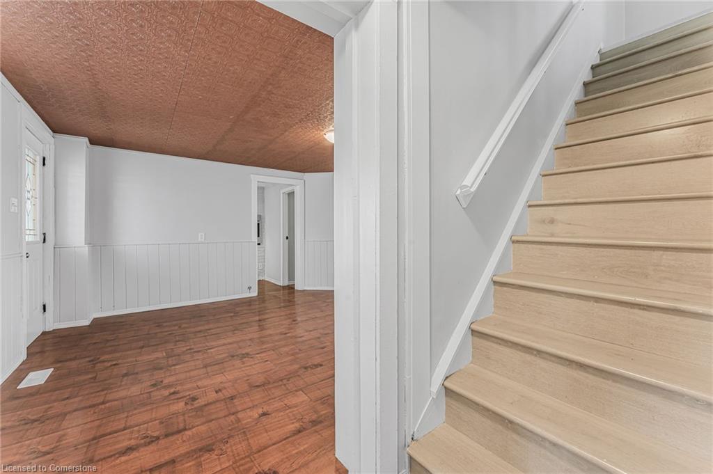 64067 Wellandport Road Property Photo 12