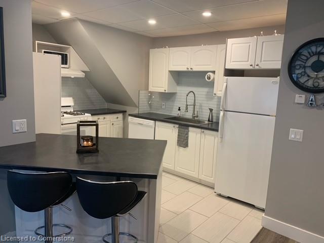 6 Howard Street Property Photo 2