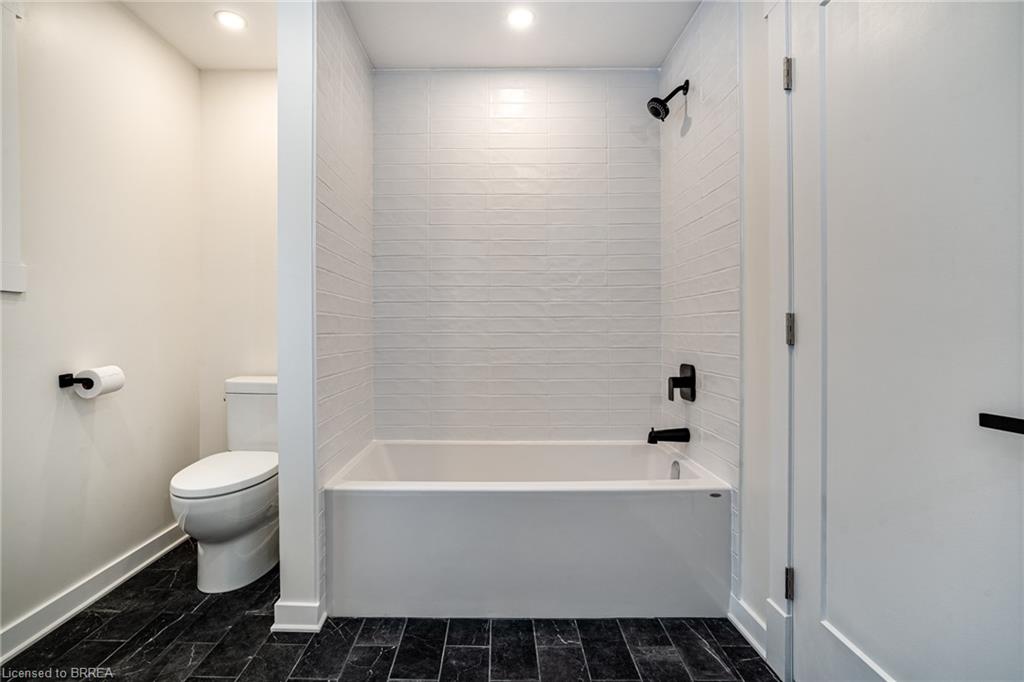 32 Princess Street Property Photo 22