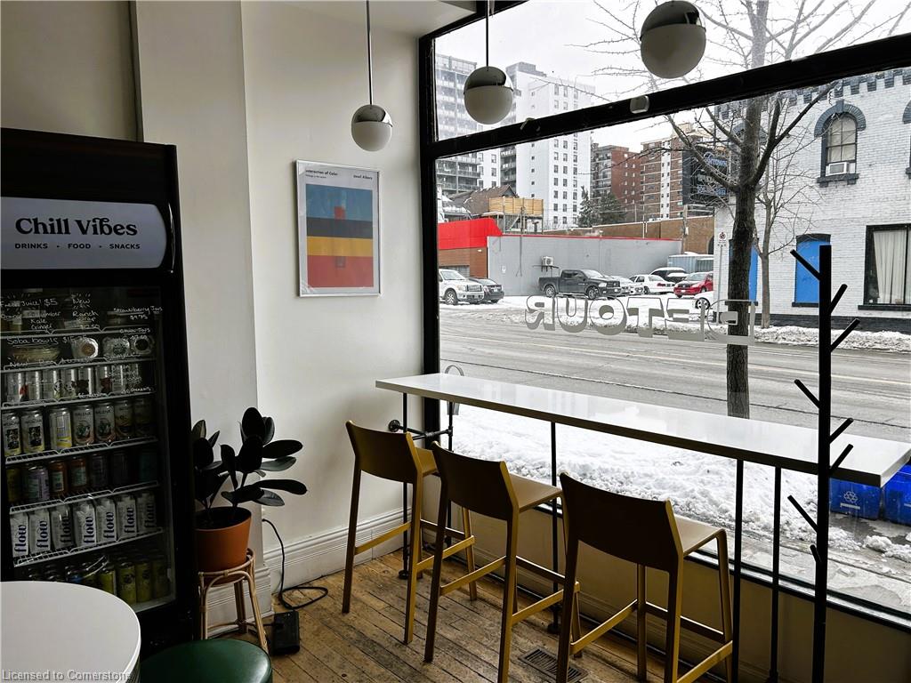 175 John Street S Property Photo 8
