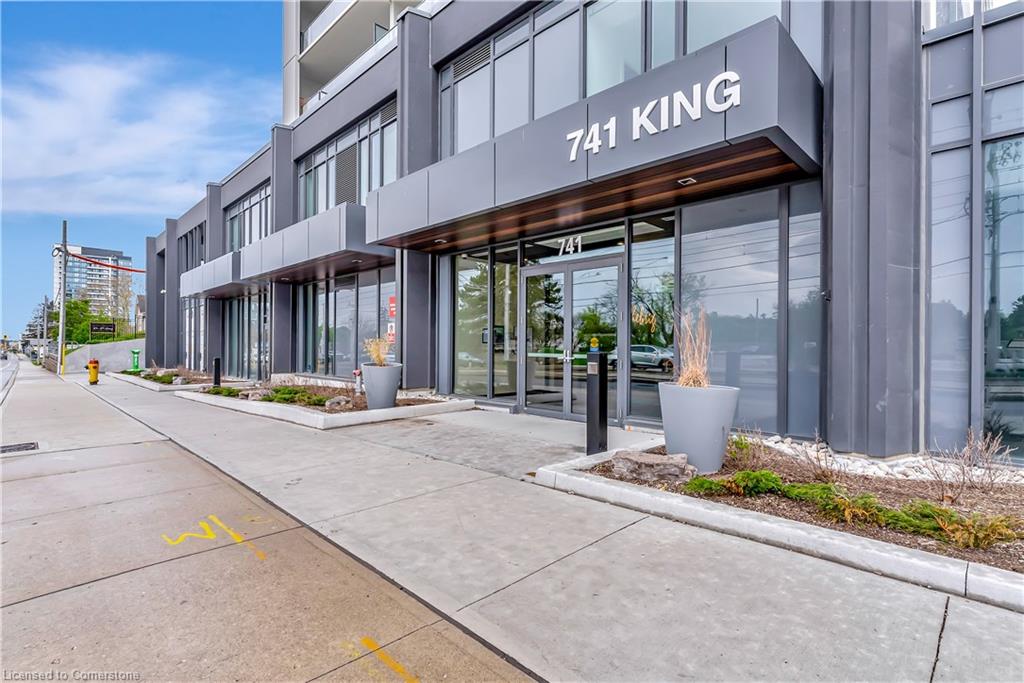 611-741 King Street Property Photo 3