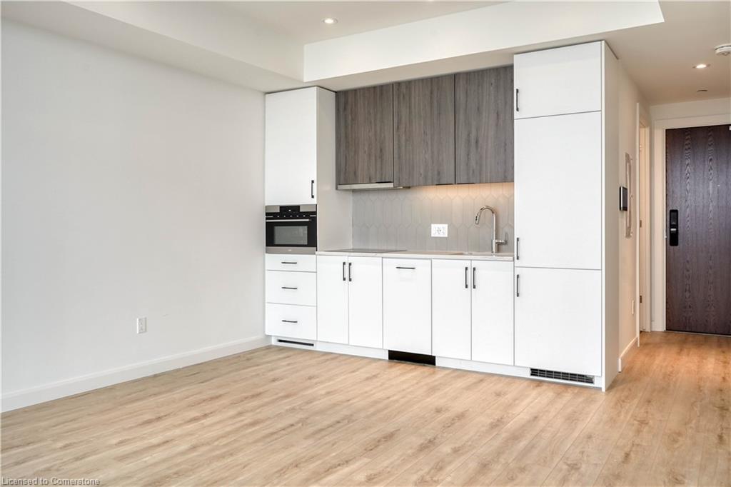 611-741 King Street Property Photo 12