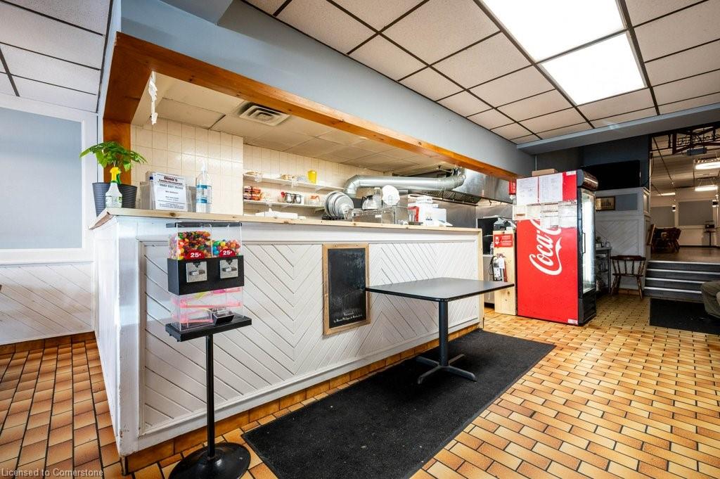 506-510 Dundas Street Property Photo 4