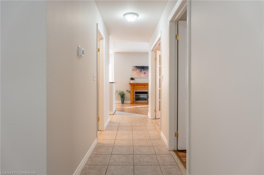 102-5188 Lakeshore Road Property Photo 7
