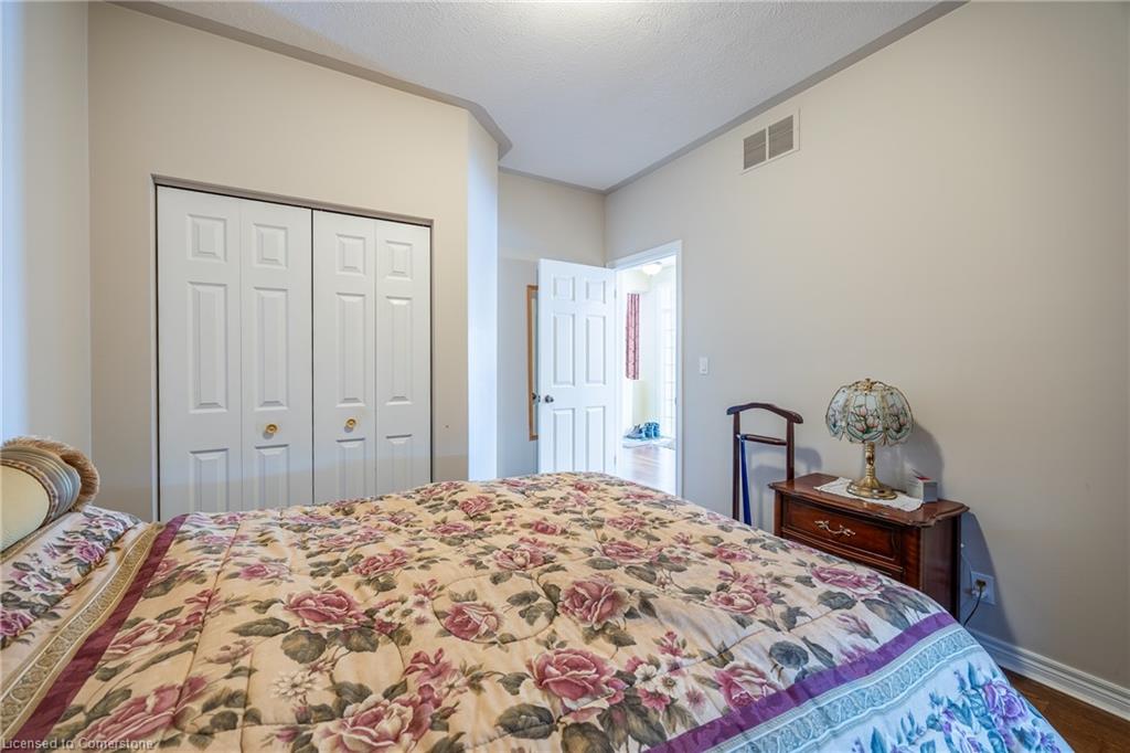 44 Forest Wood Drive Property Photo 13