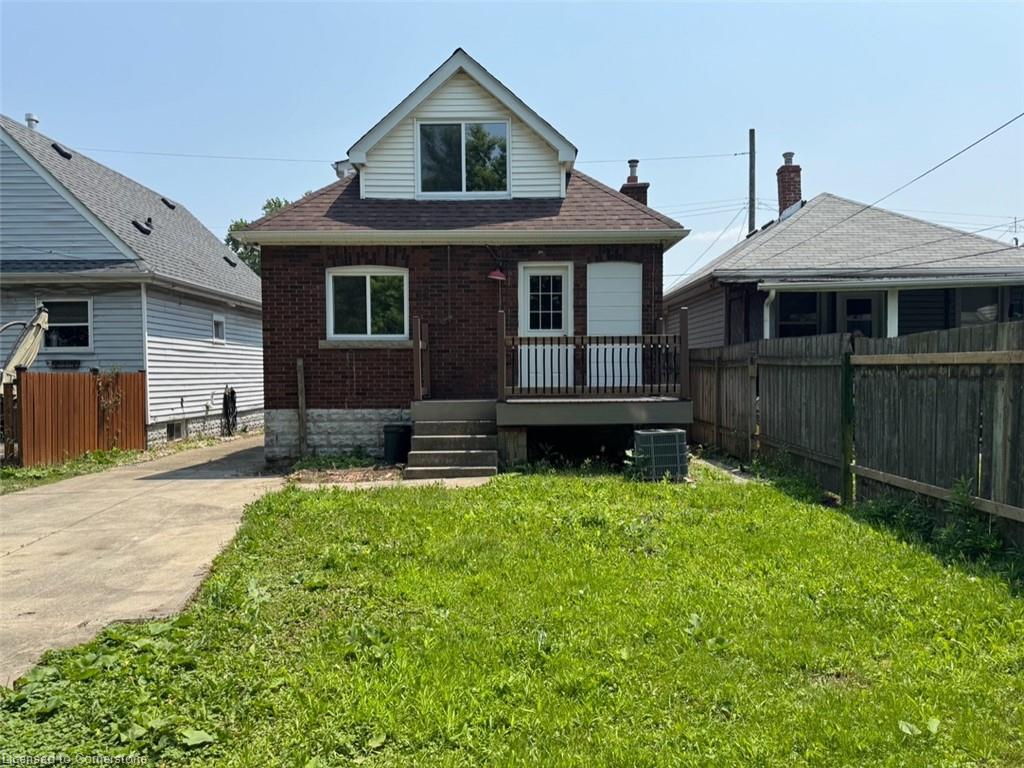 149 Weir Street N Property Photo 37
