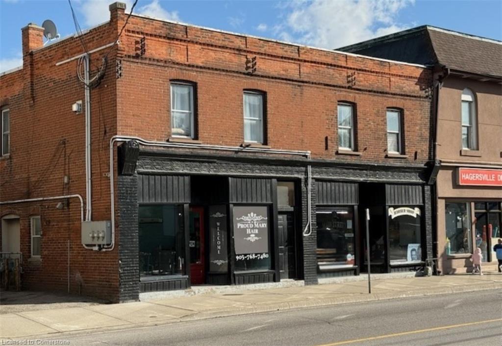 10 Main Street N Property Photo