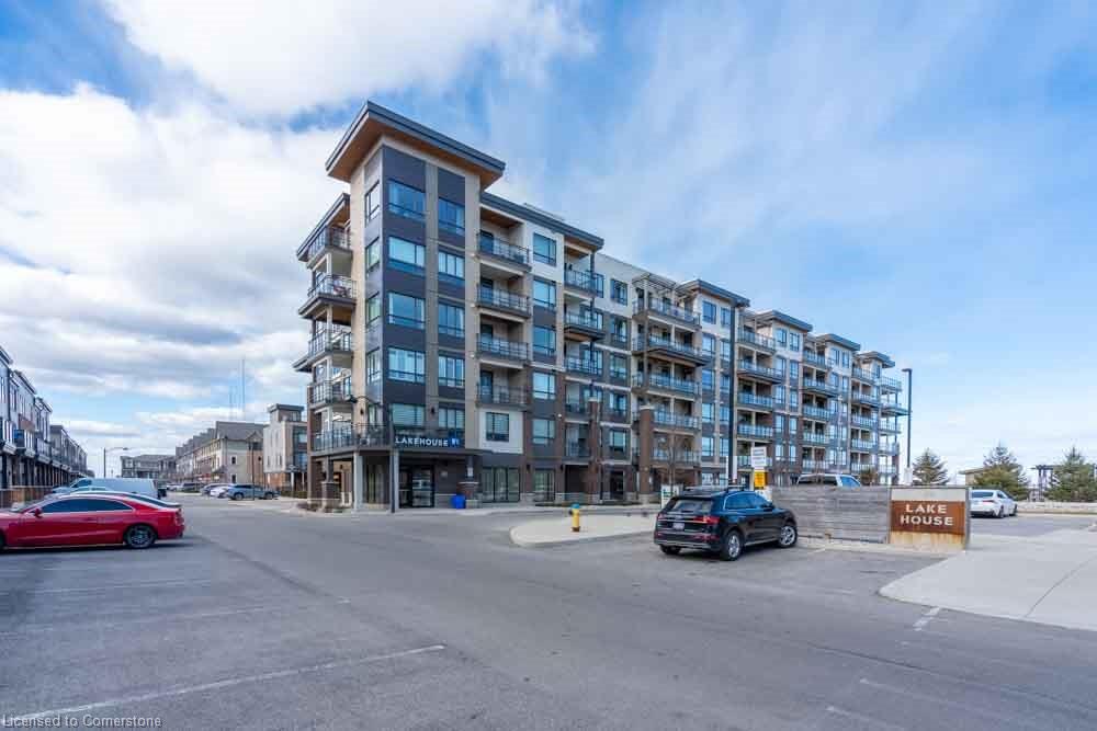 522-40 Esplanade Lane Property Photo