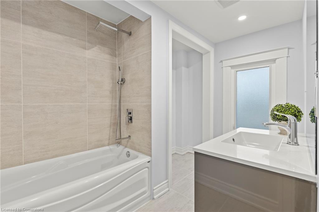 2 Berryman Avenue Property Photo 21
