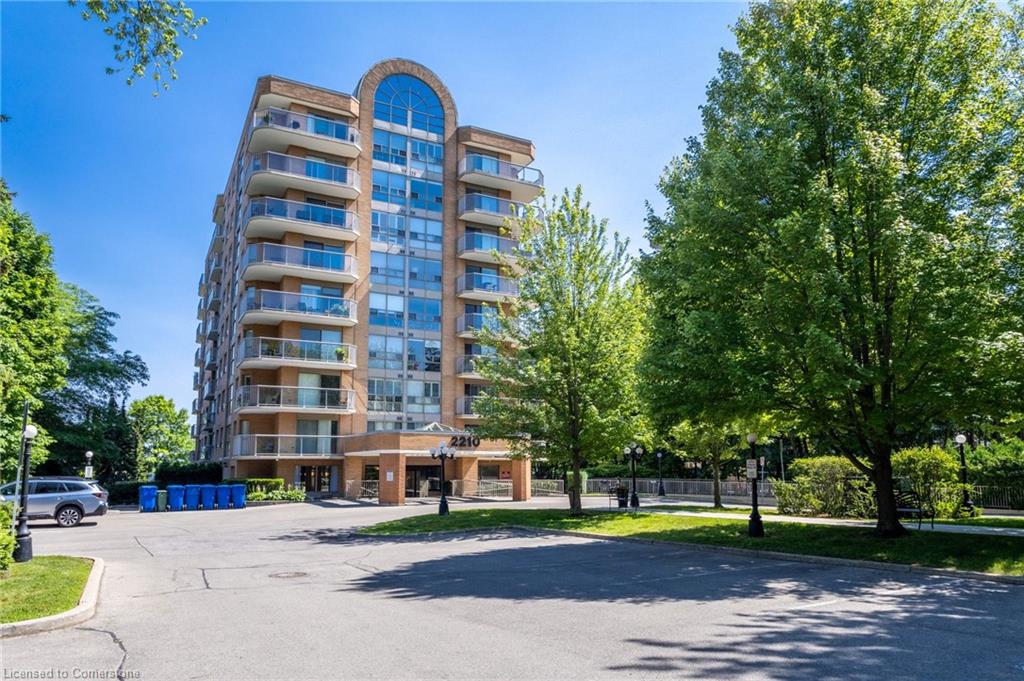 304-2210 Lakeshore Road Property Photo 1