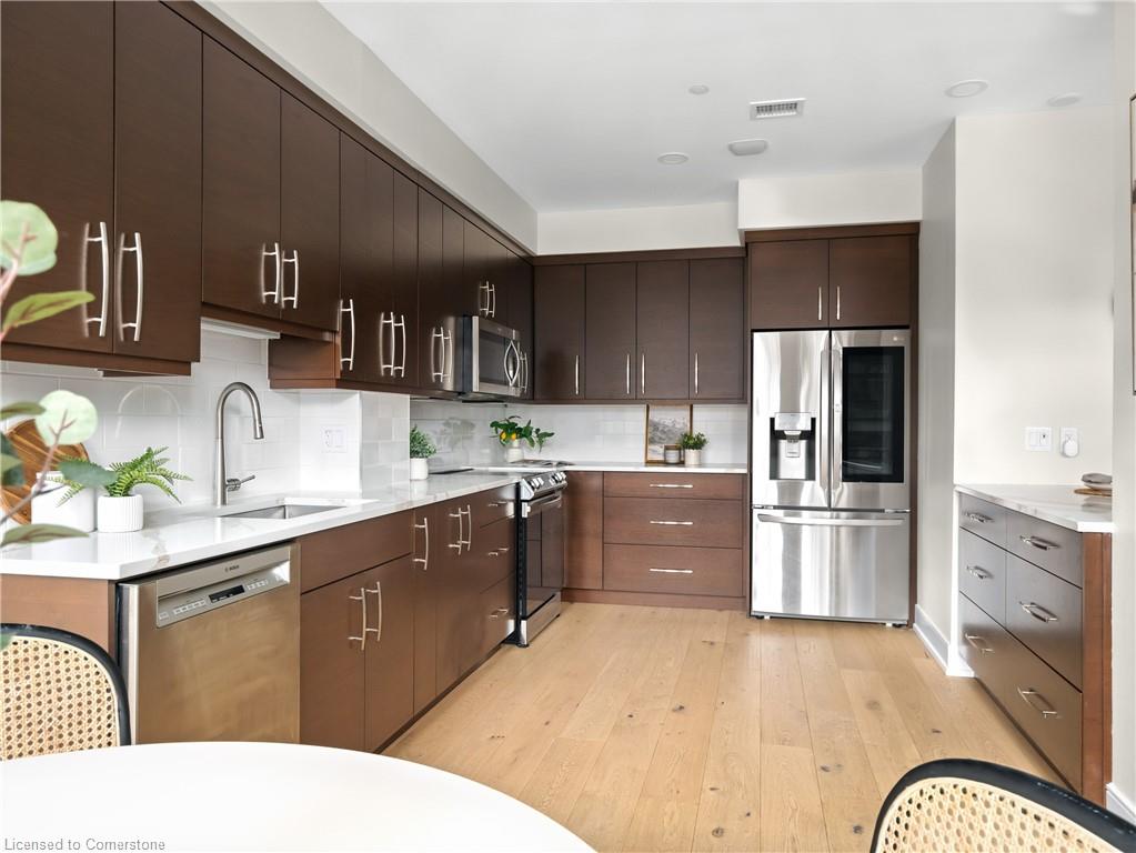 144 Park Street Property Photo 9