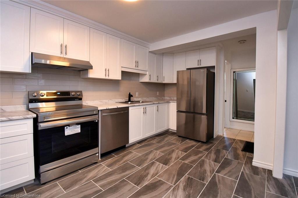 14 Graham Avenue S Property Photo 8
