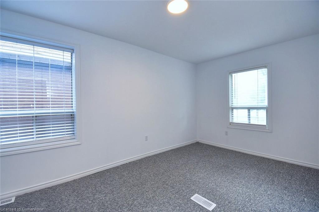 14 Graham Avenue S Property Photo 11