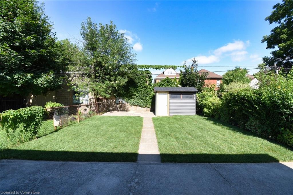 14 Graham Avenue S Property Photo 28