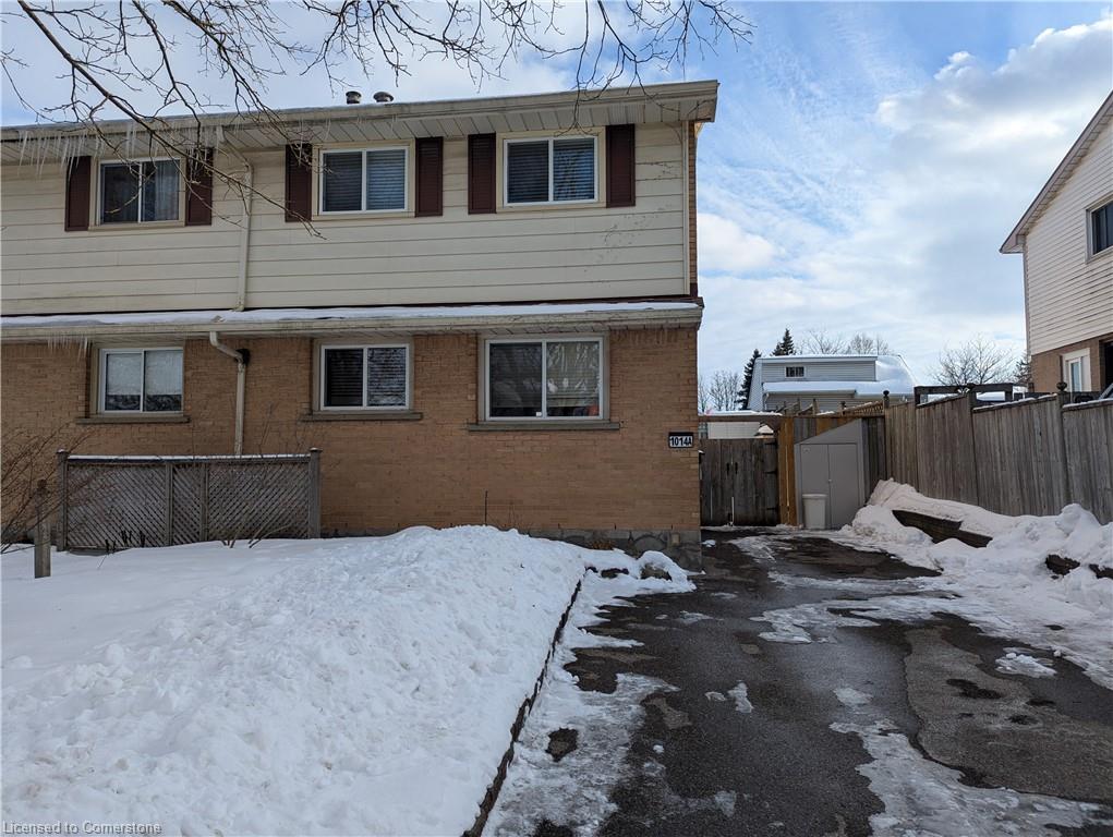 1014a Vanier Avenue Property Photo 2