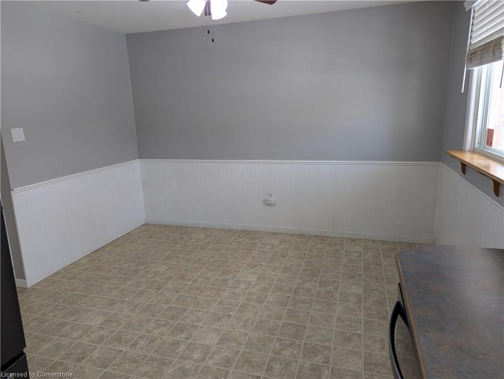 1014a Vanier Avenue Property Photo 9