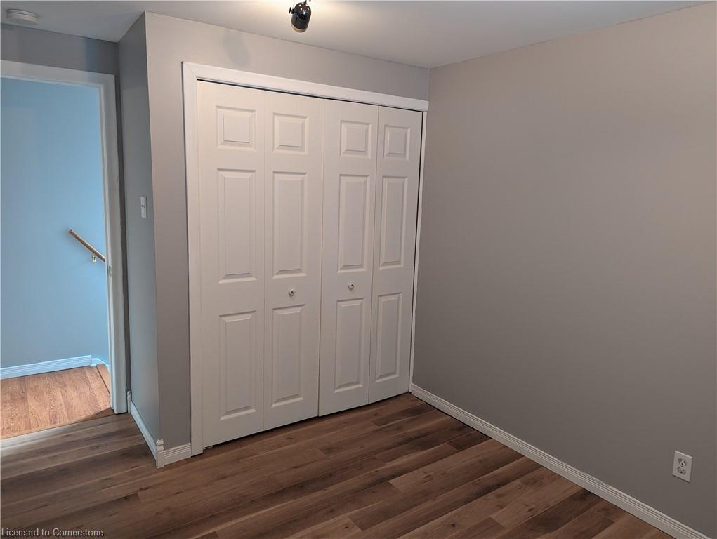 1014a Vanier Avenue Property Photo 20