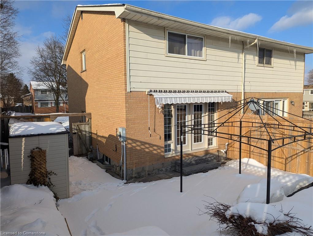 1014a Vanier Avenue Property Photo 29