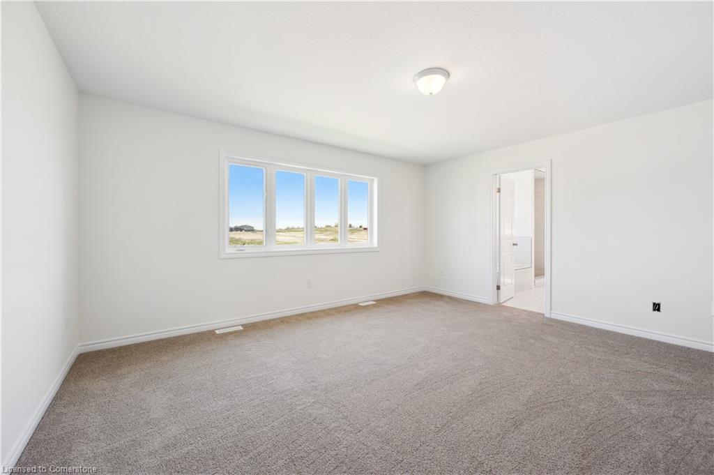 33 Henry Maracle Street Property Photo 15