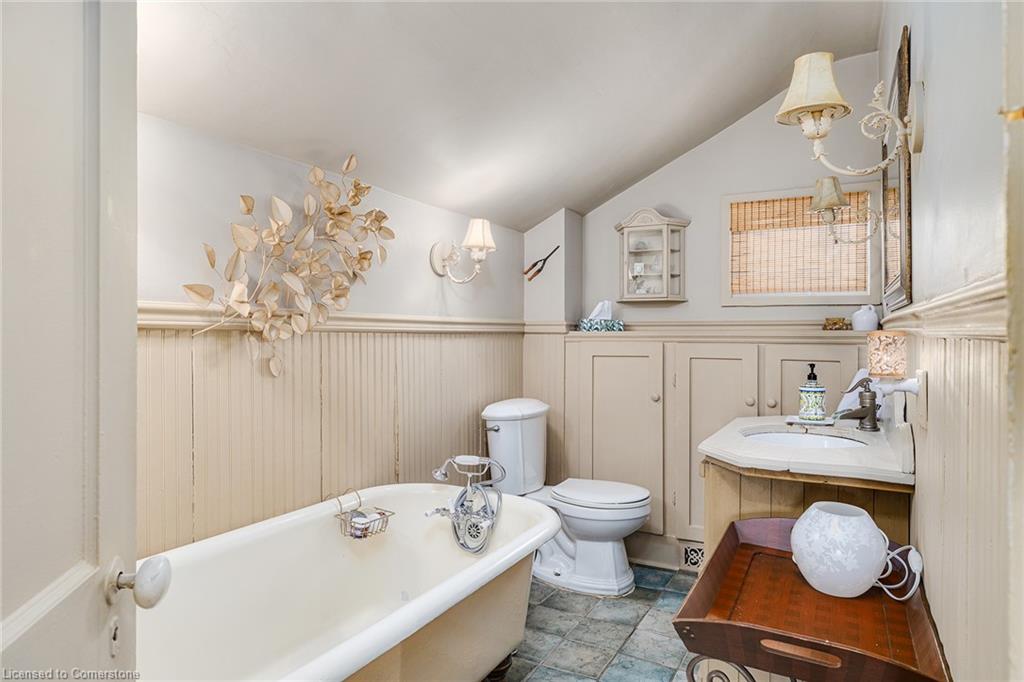 2 Arnold Street Property Photo 22