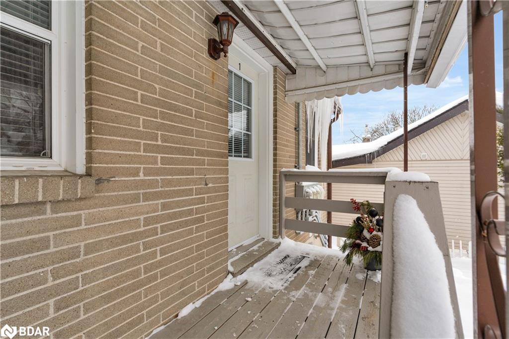 128 Berczy Street Property Photo 6