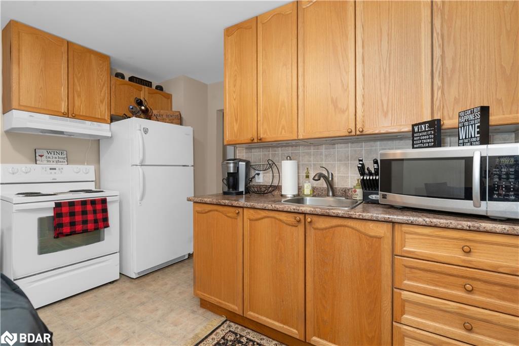 128 Berczy Street Property Photo 10