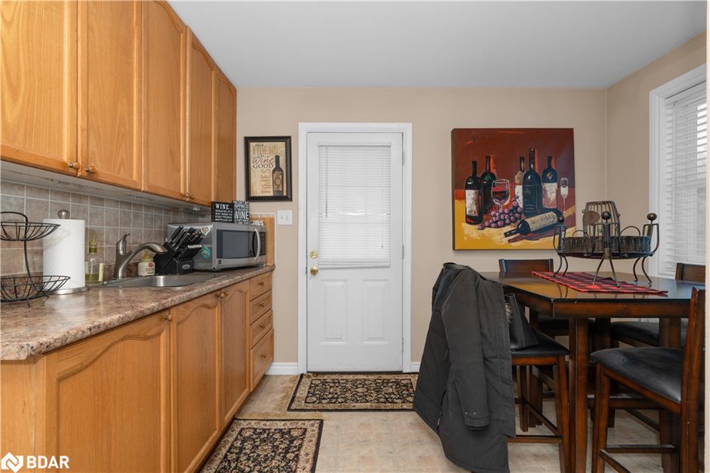 128 Berczy Street Property Photo 11