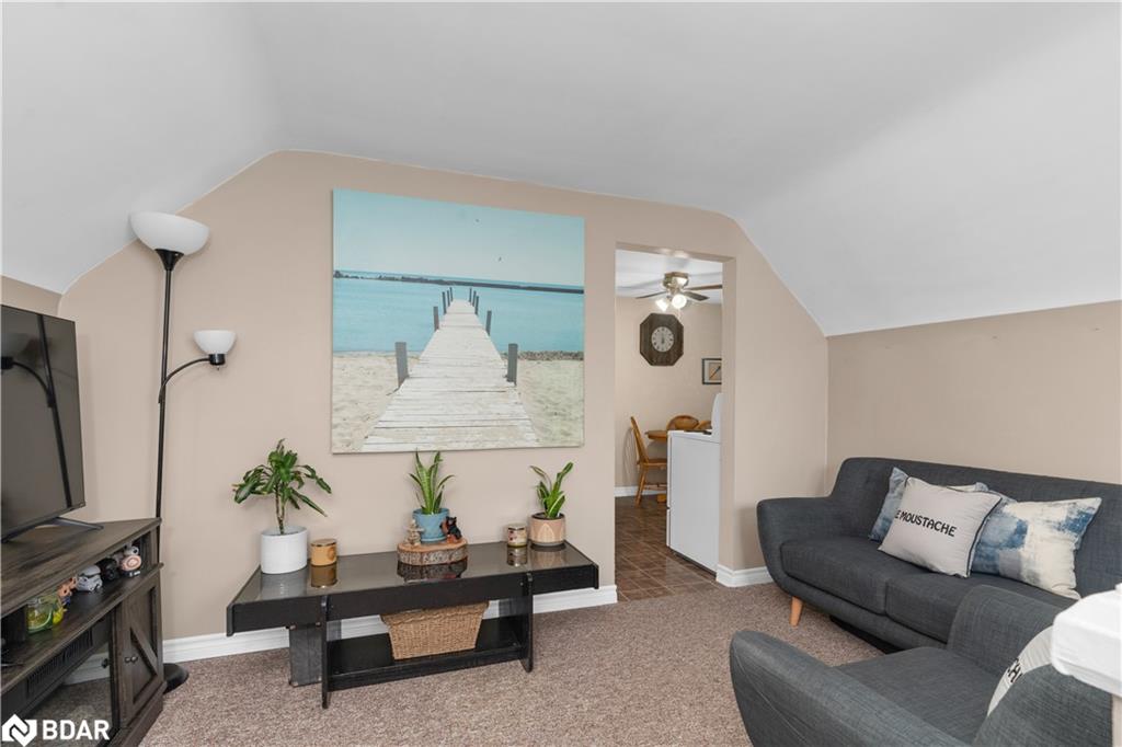 128 Berczy Street Property Photo 23
