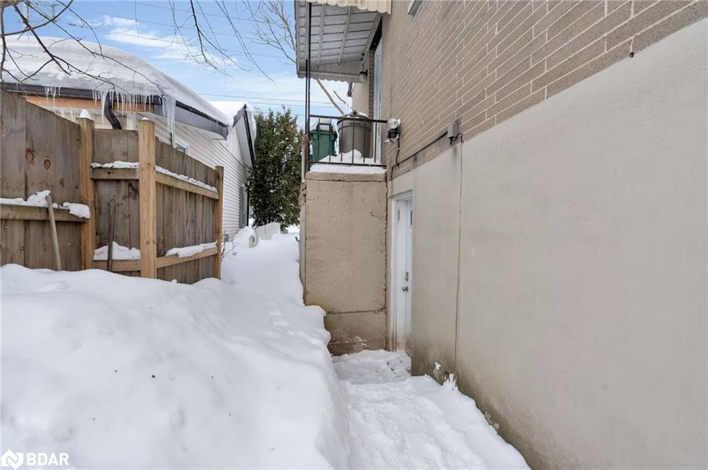 128 Berczy Street Property Photo 31