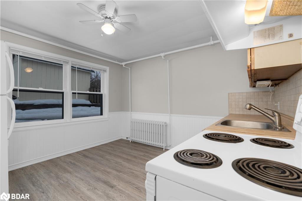 128 Berczy Street Property Photo 36