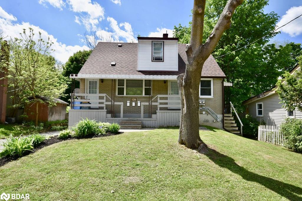 128 Berczy Street Property Photo 43