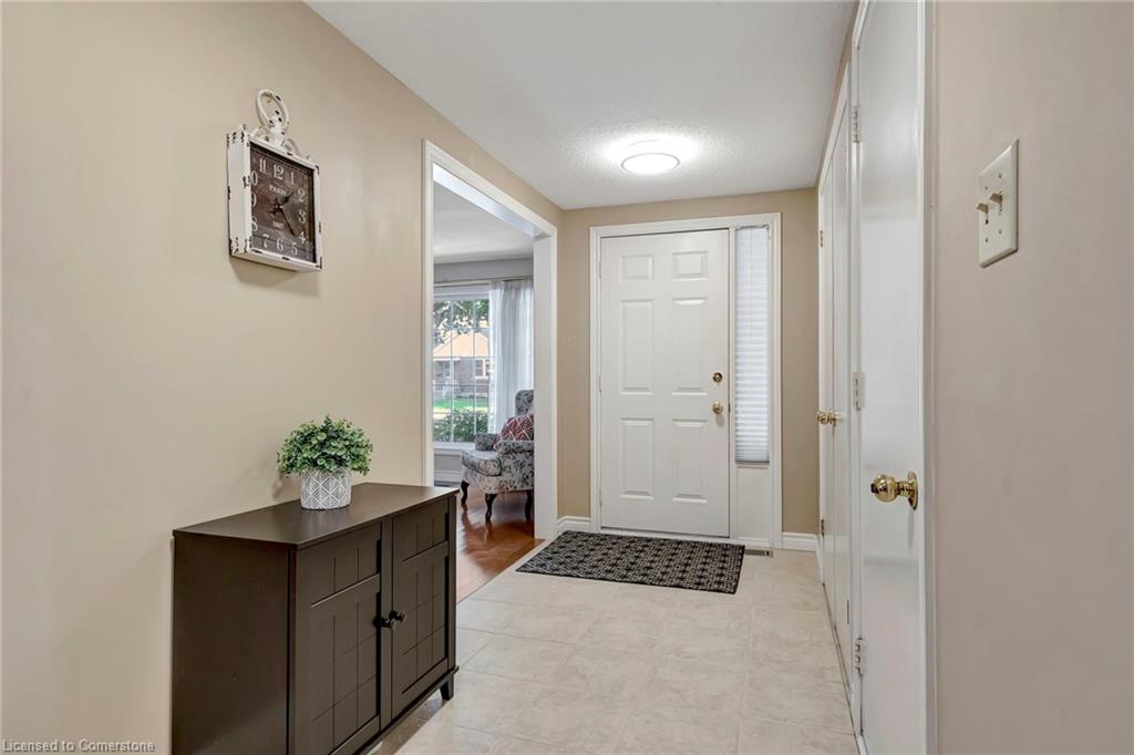 8 Lowell Street S Property Photo 2