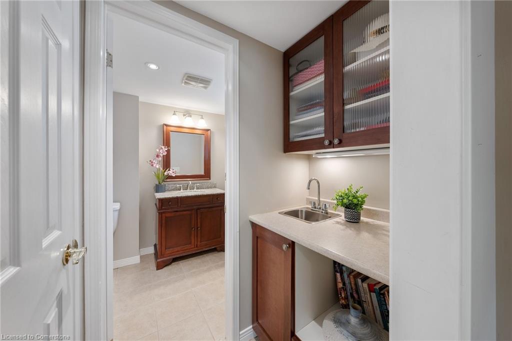 8 Lowell Street S Property Photo 21
