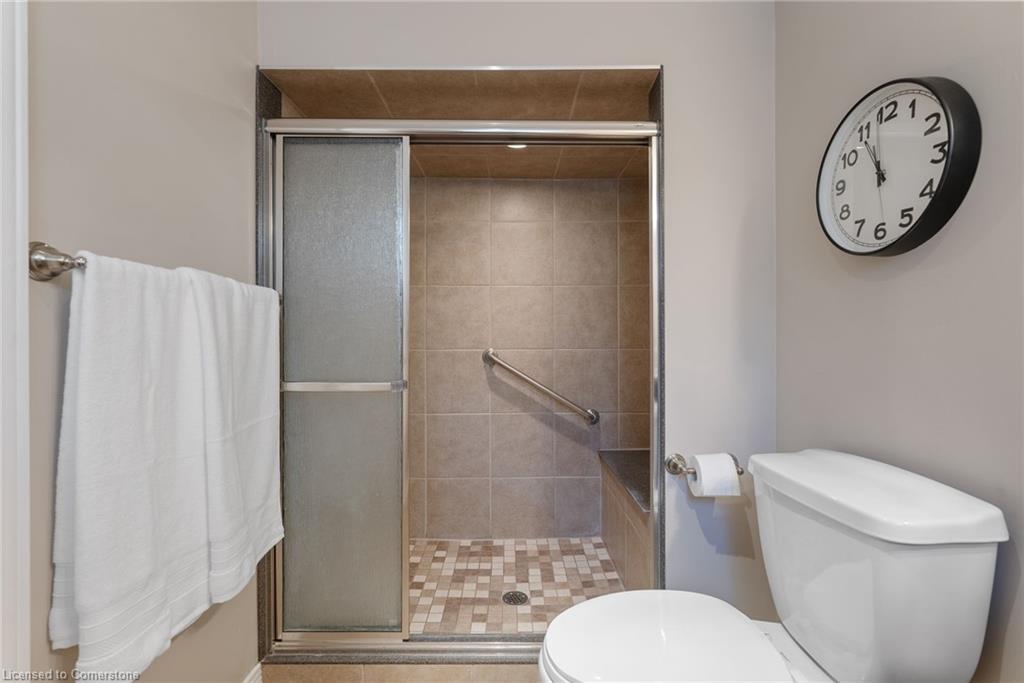 8 Lowell Street S Property Photo 23