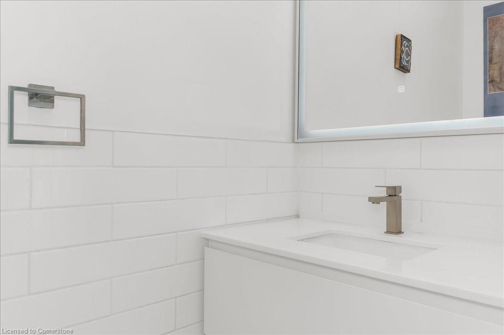 19 Bal Harbour Drive Property Photo 14