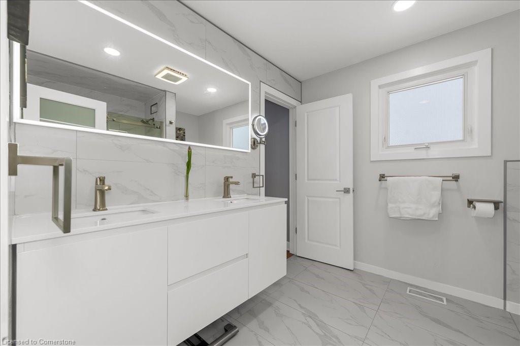 19 Bal Harbour Drive Property Photo 17