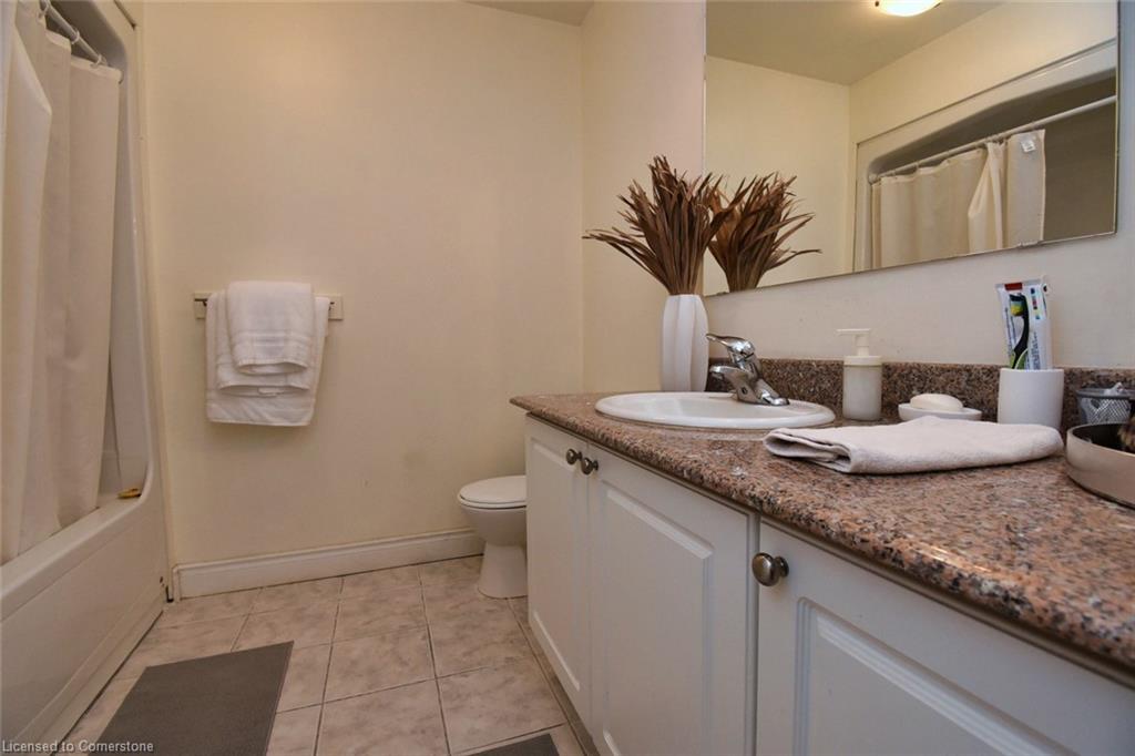 502-135 James Street S Property Photo 21