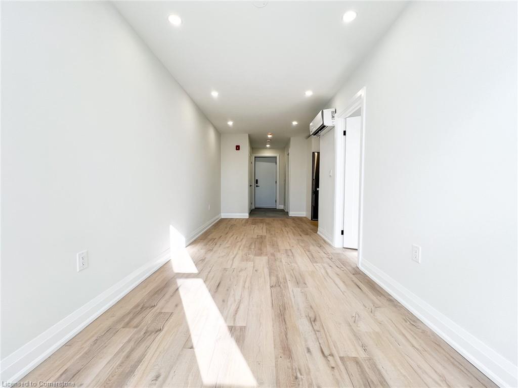 16-588 Barton Street E Property Photo 4