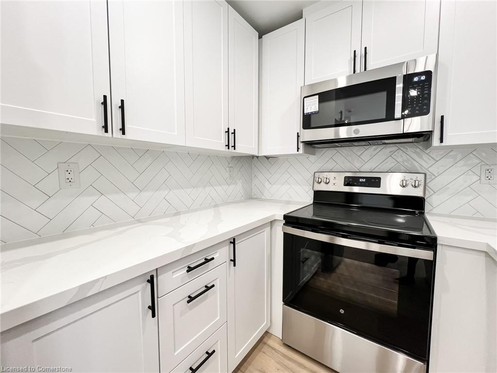 16-588 Barton Street E Property Photo 12