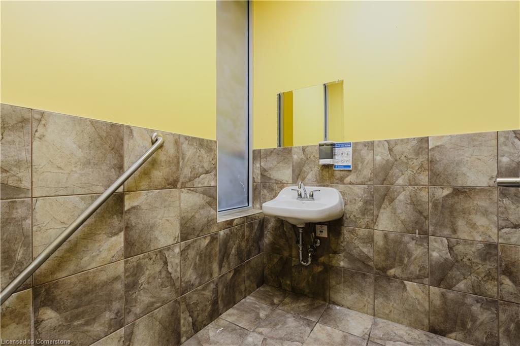 535 Saginaw Parkway Property Photo 8