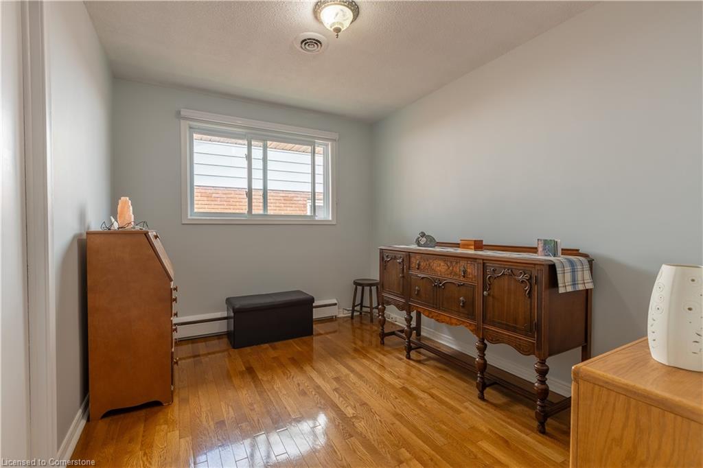 210 Johnston Street Property Photo 16