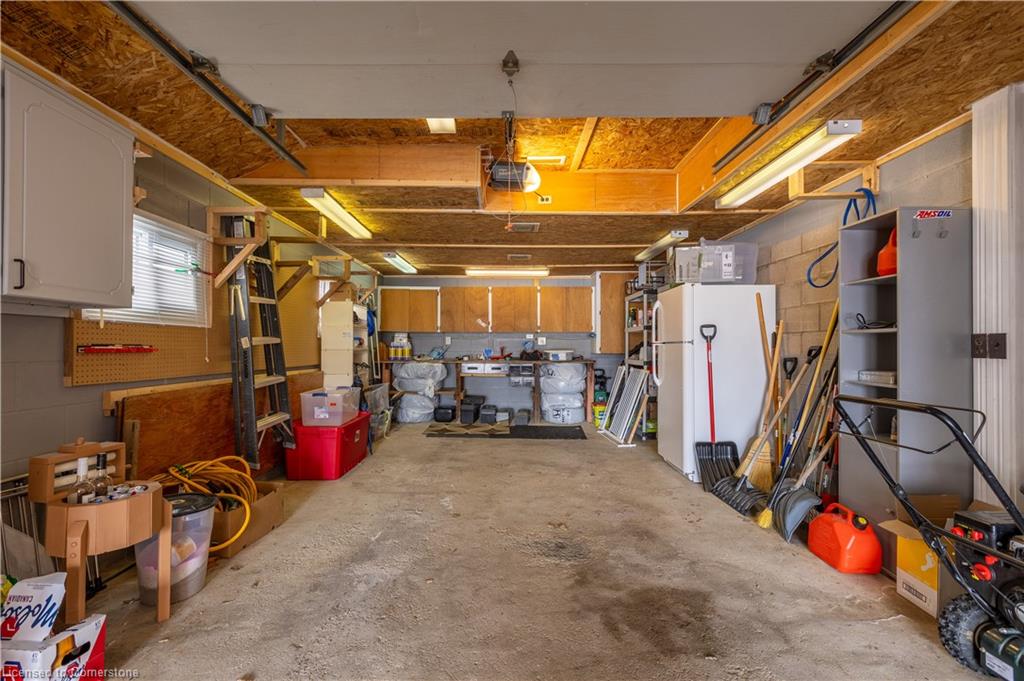 210 Johnston Street Property Photo 34