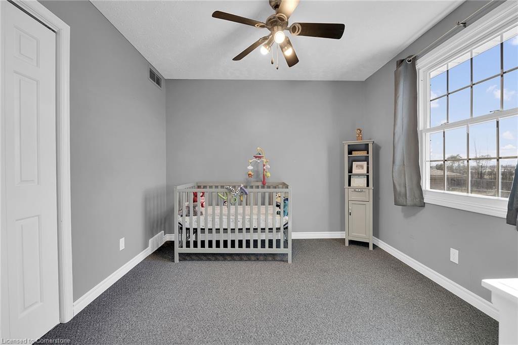 7663 Ronnie Crescent Property Photo 29