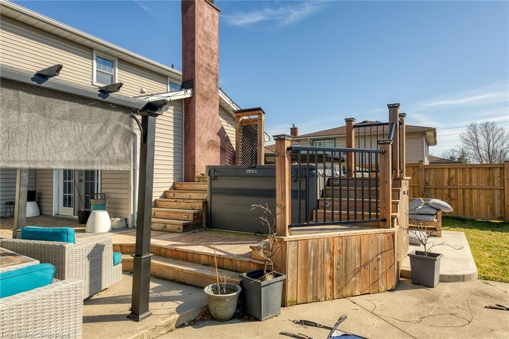 7663 Ronnie Crescent Property Photo 45