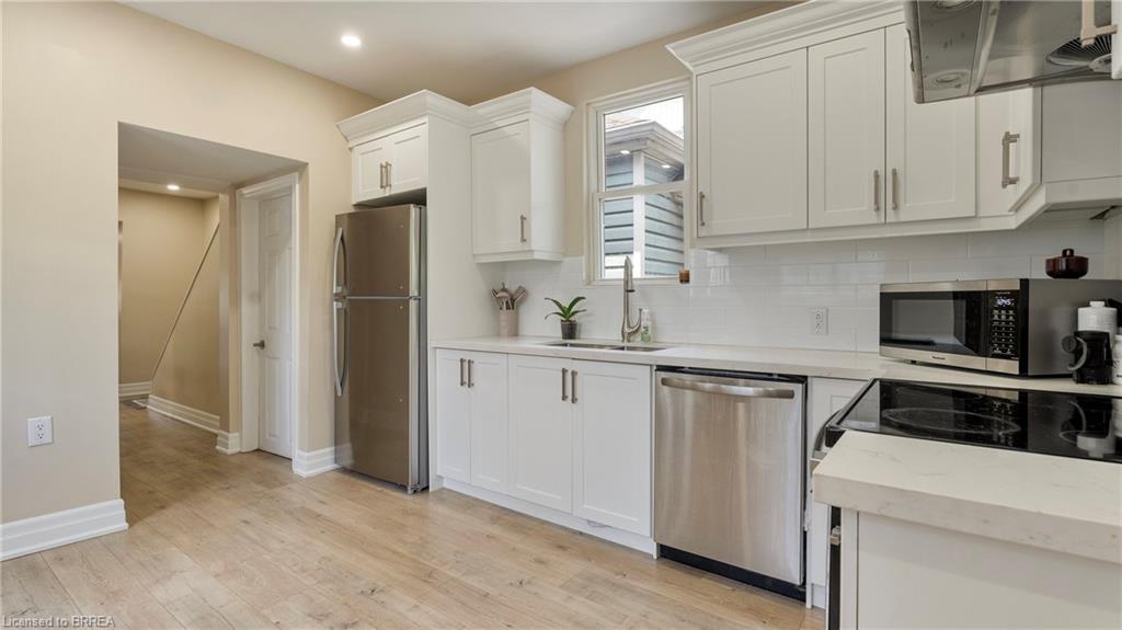 33 Highland Avenue Property Photo 10