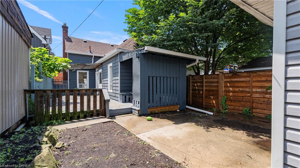 33 Highland Avenue Property Photo 20