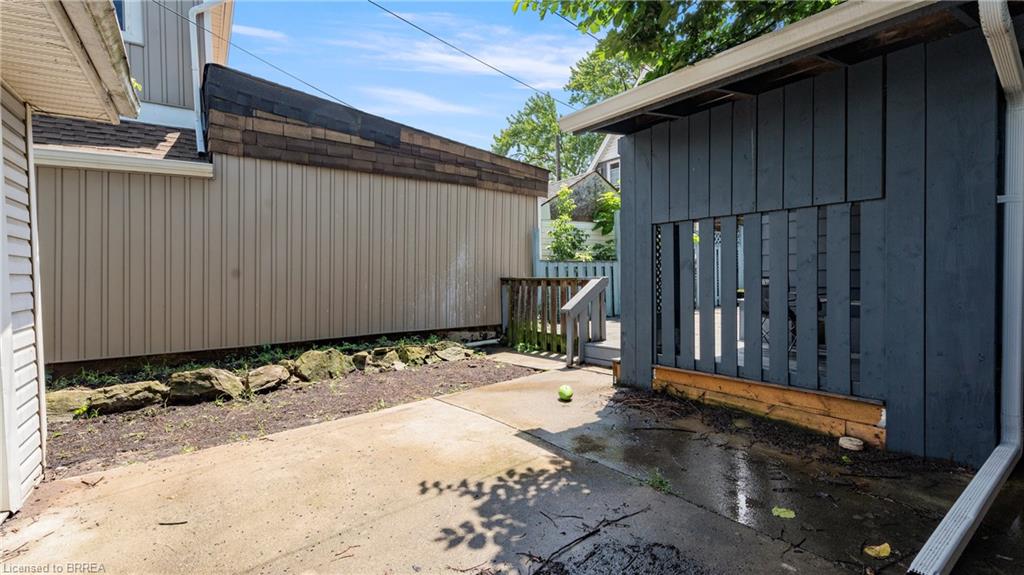 33 Highland Avenue Property Photo 21