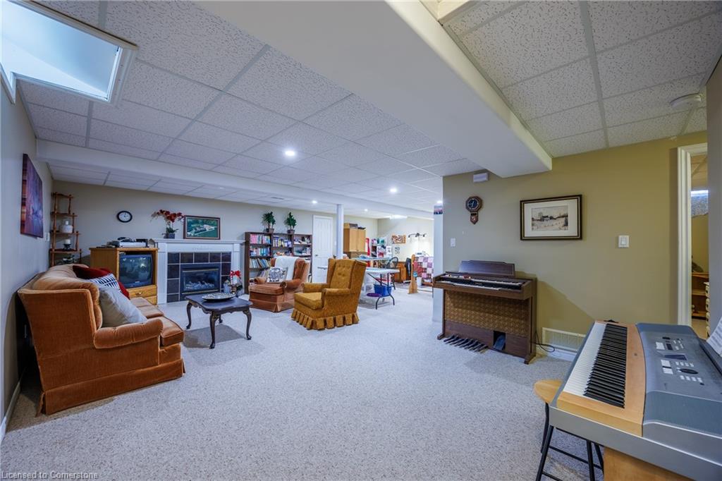 103 Upper Canada Drive Property Photo 16
