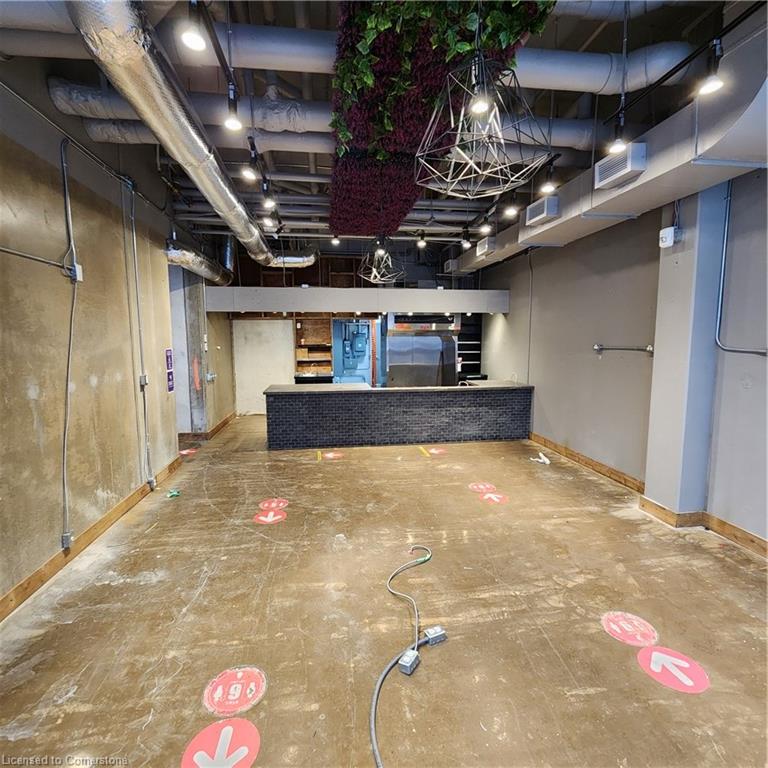 915-130 Columbia Street W Property Photo 8