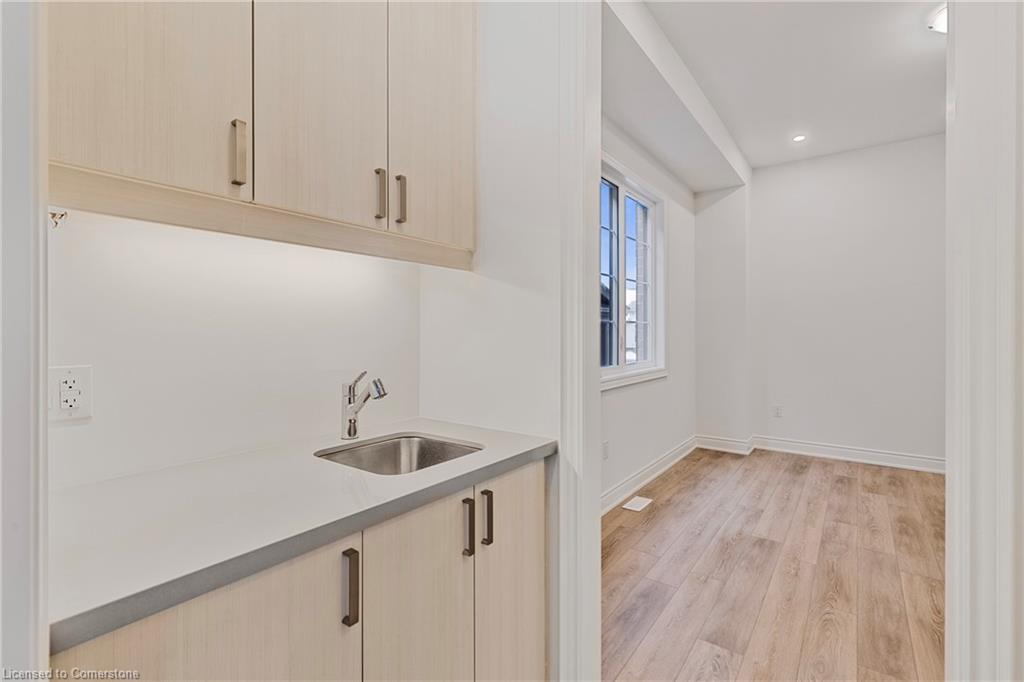 117 Rowe Street Property Photo 16